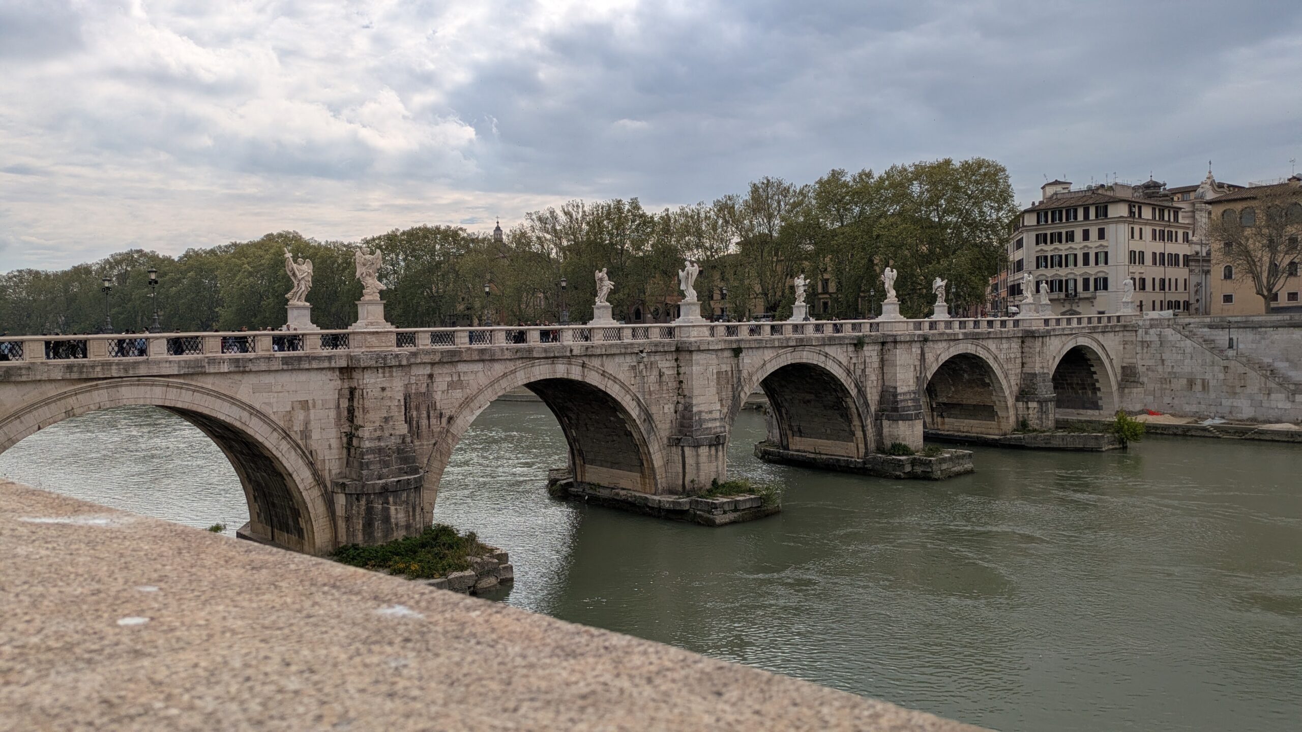 PXL_20250410_084241557.RAW-01.COVER