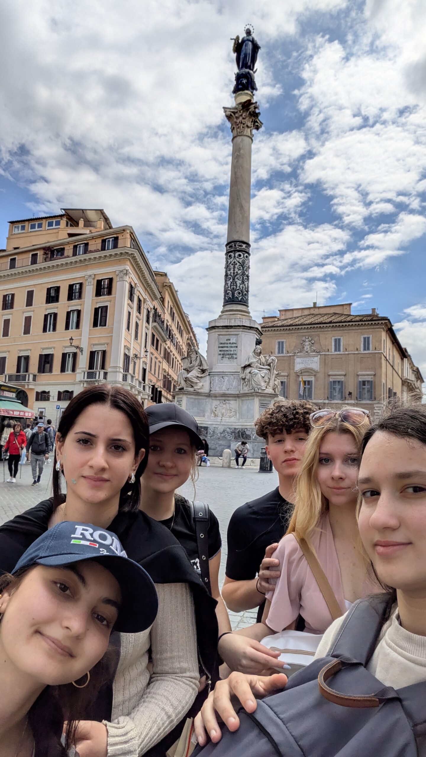 PXL_20250410_105215343.RAW-01.COVER