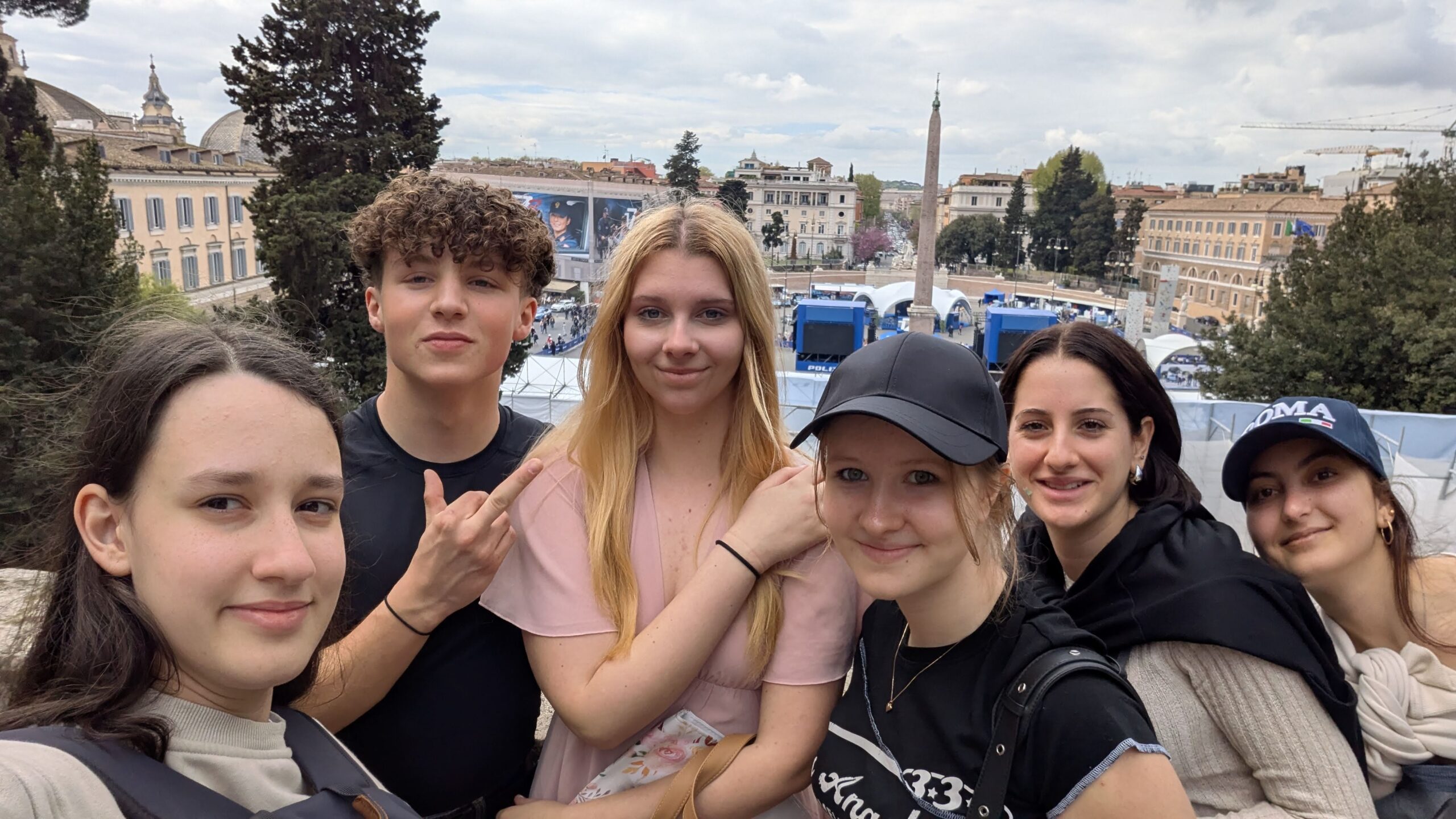 PXL_20250410_111701936.RAW-01.COVER